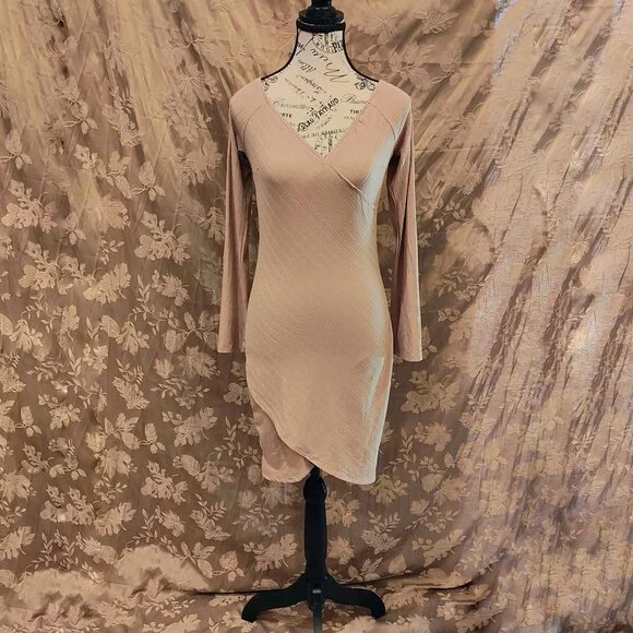green emerald velvet dress Nova Dress in Light Blue | OMNES | Ethical & Affordable Clothing main image 0